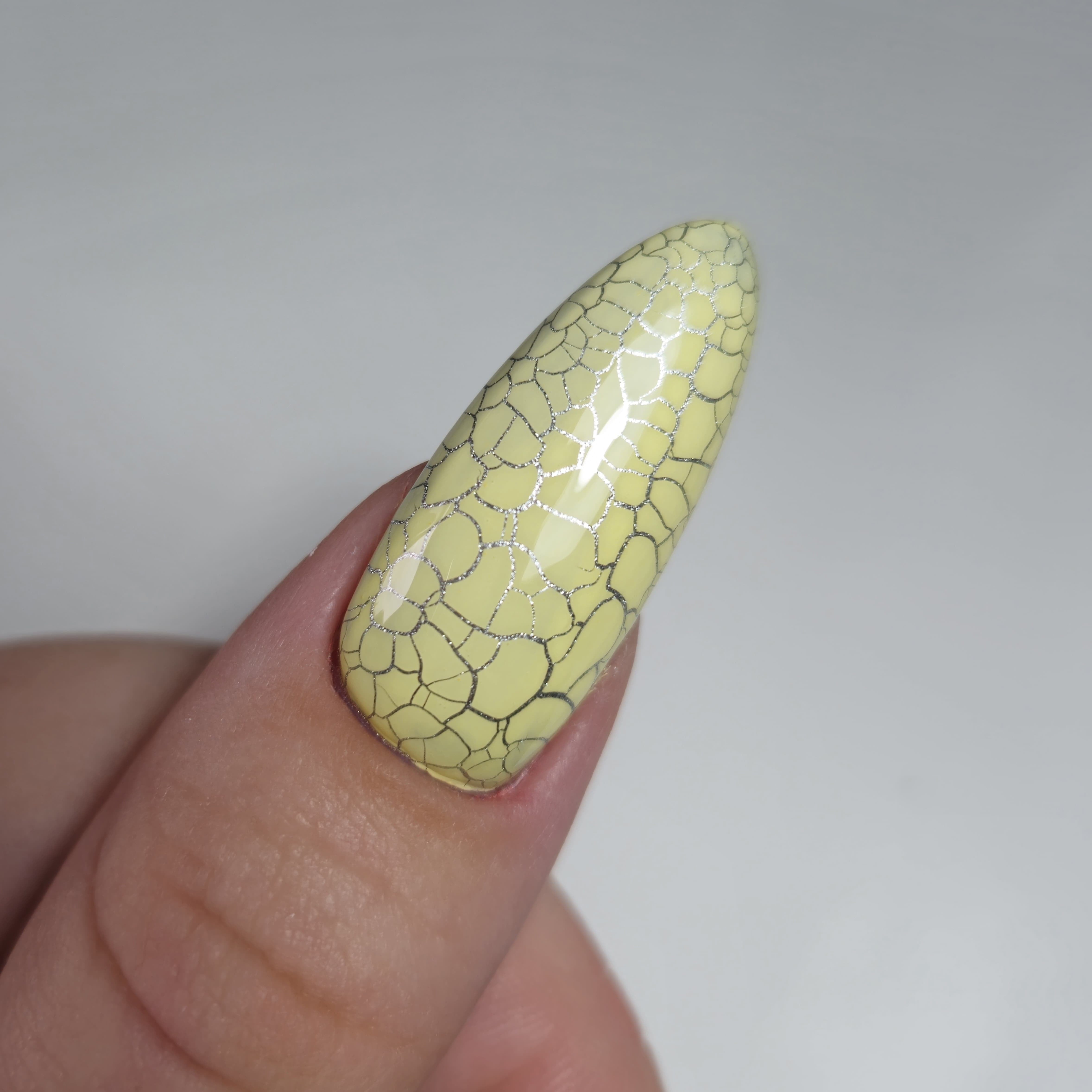 Seduce® Crack Lak | SN237 | Cypher Yellow