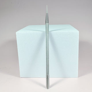Seduce® cuticle pusher met een precisiepunt voor detailreiniging