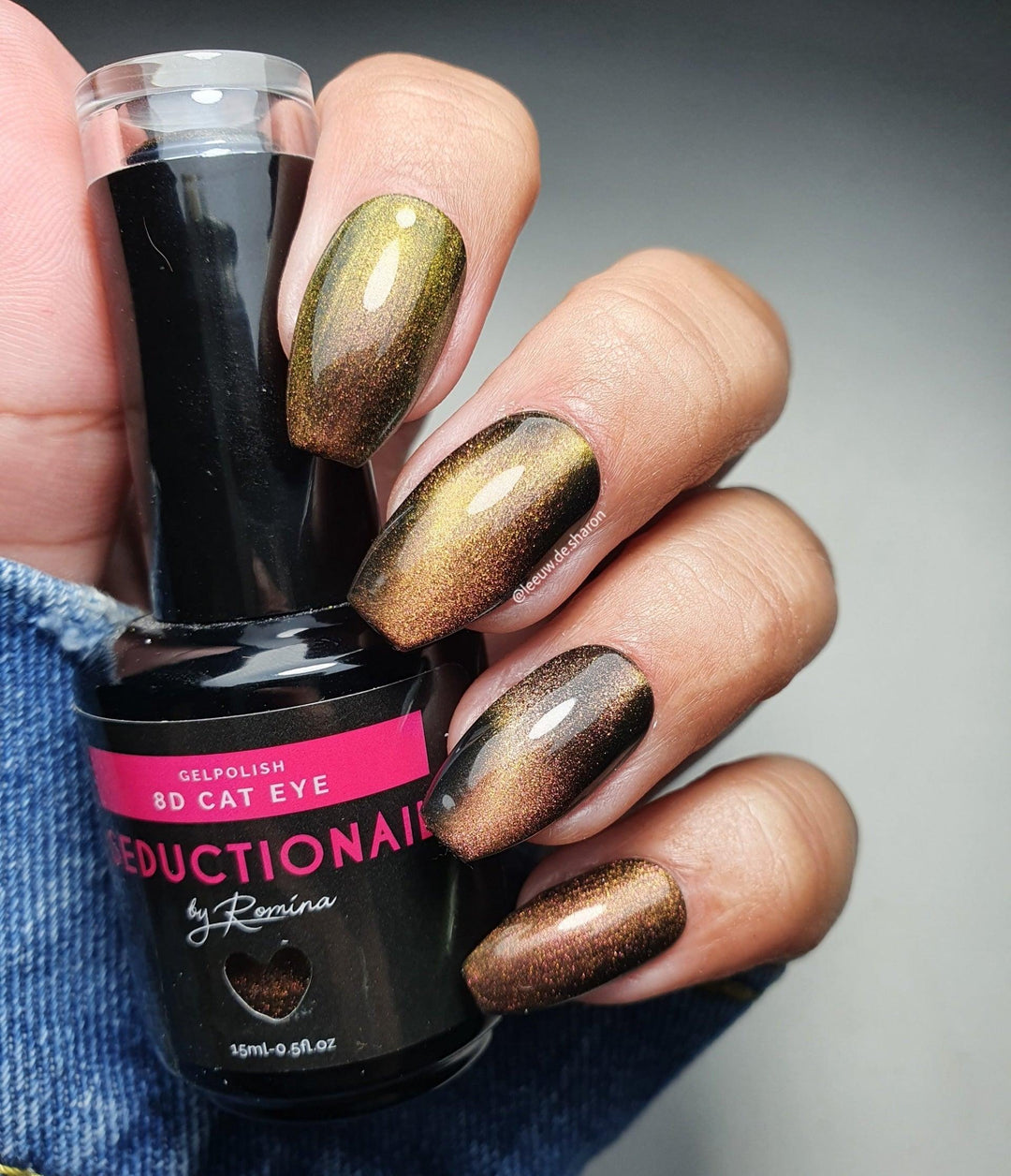 SN137 8D Brown Galaxy Cat Eye - Seductionail