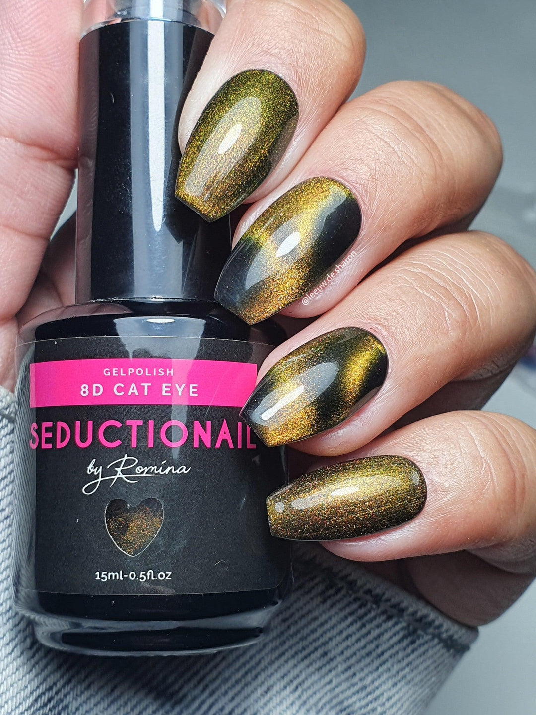 SN173 8D Gold Galaxy Cat Eye - Seductionail